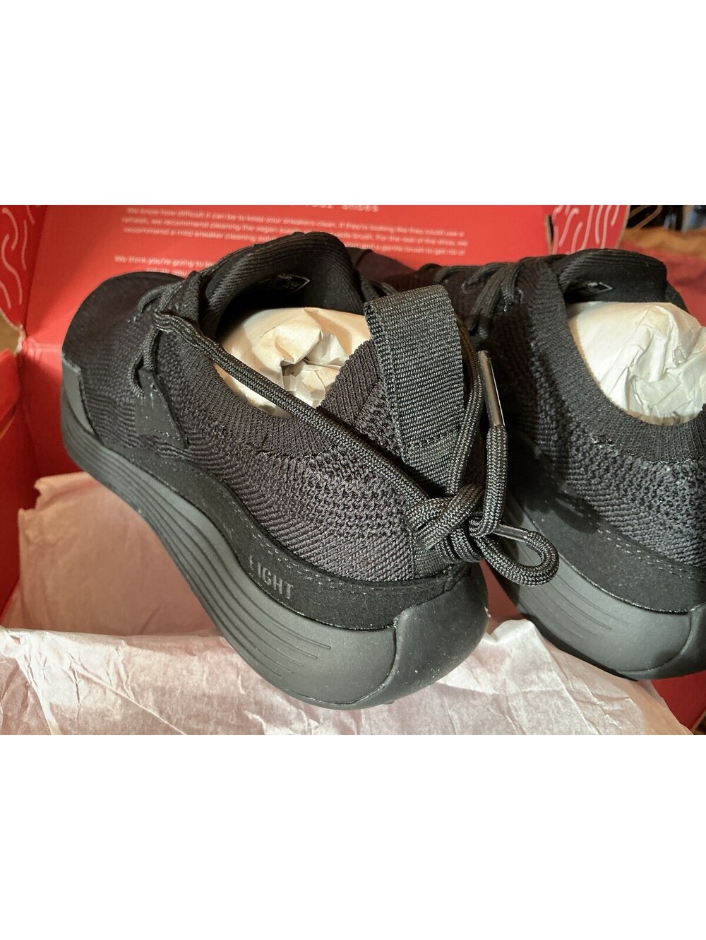 Women’s Lane Eight Athletic Shoes Size 7